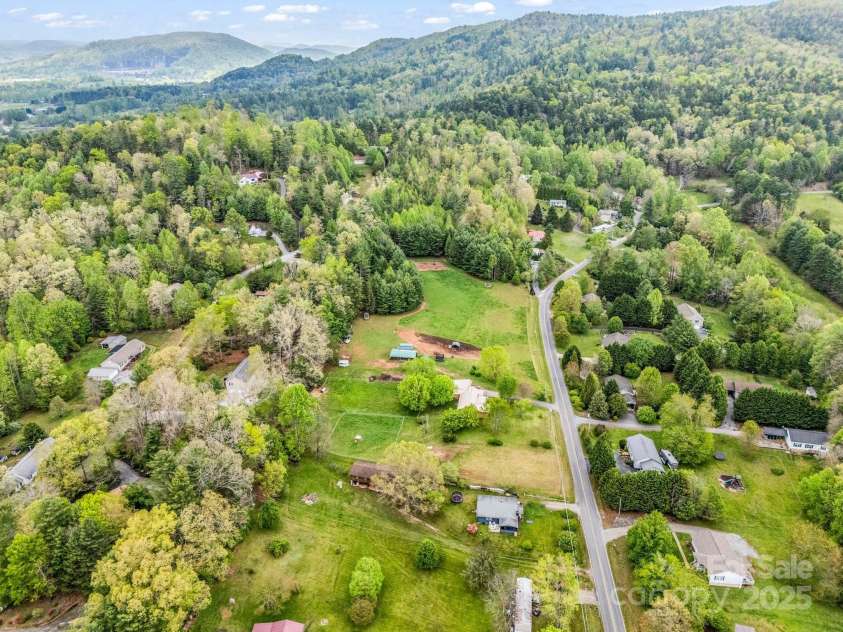 167 Whitener Road, Penrose, NC 28766.  MLS# CAR4255626, YatesRealty ID 15355. 