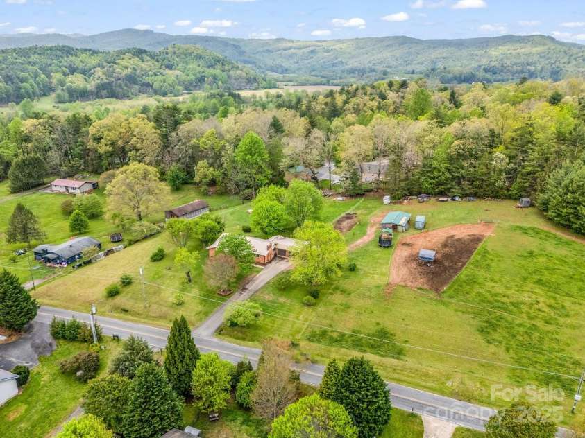 167 Whitener Road, Penrose, NC 28766.  MLS# CAR4255626, YatesRealty ID 15355. 