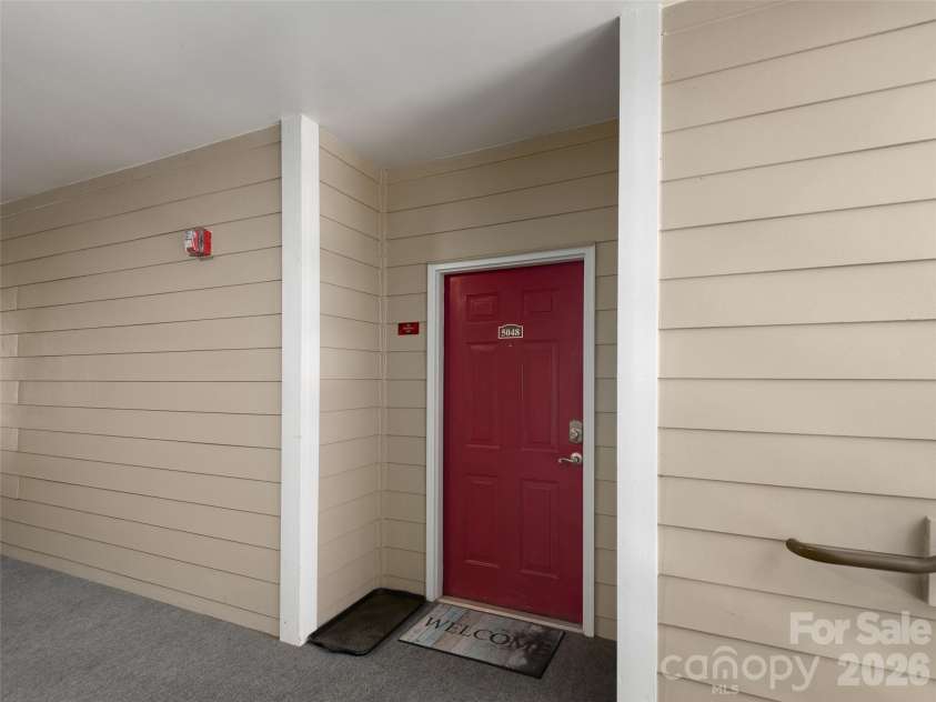 103 Glenview Lane, Maggie Valley, NC 28751.  MLS# CAR4369182, YatesRealty ID 15358. 