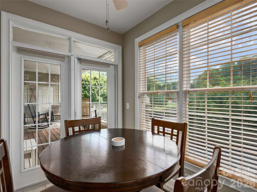 103 Glenview Lane, Maggie Valley, NC 28751.  MLS# CAR4369182, YatesRealty ID 15358. 