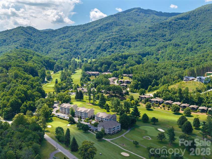 103 Glenview Lane, Maggie Valley, NC 28751.  MLS# CAR4369182, YatesRealty ID 15358. 