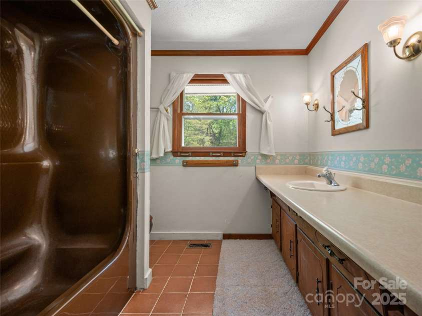 228 Oak Crest Drive, Rutherfordton, NC 28139.  MLS# CAR4254137, YatesRealty ID 15361. 