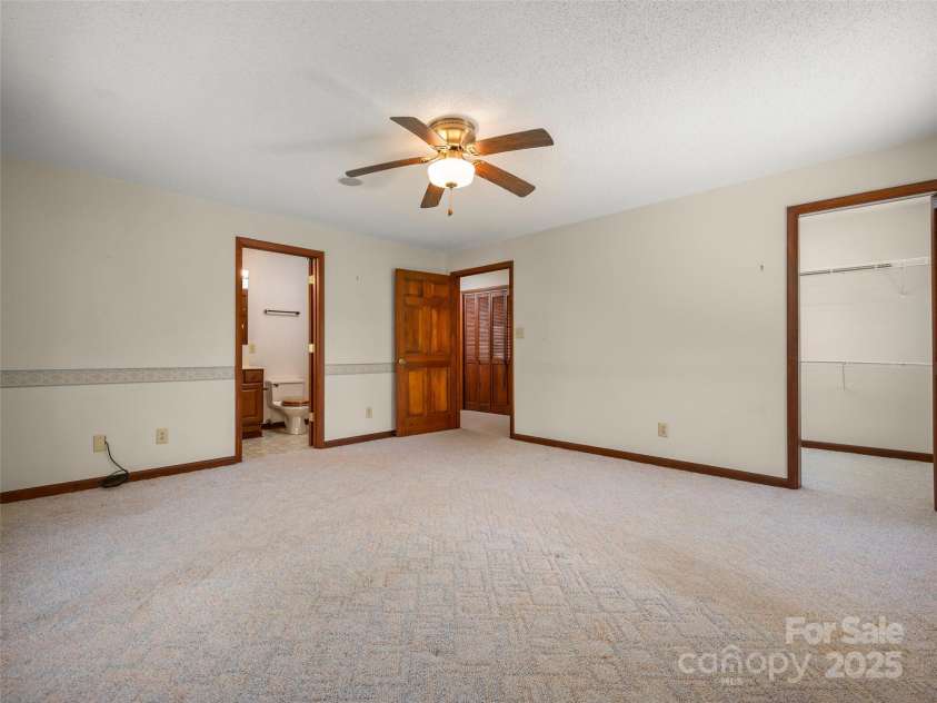 228 Oak Crest Drive, Rutherfordton, NC 28139.  MLS# CAR4254137, YatesRealty ID 15361. 