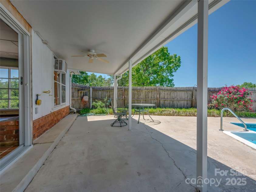 228 Oak Crest Drive, Rutherfordton, NC 28139.  MLS# CAR4254137, YatesRealty ID 15361. 