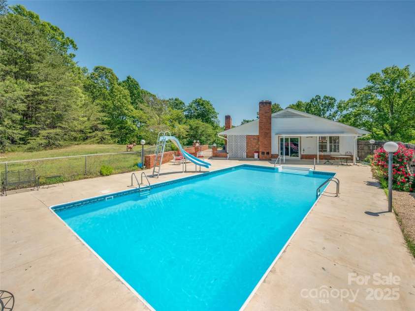 228 Oak Crest Drive, Rutherfordton, NC 28139.  MLS# CAR4254137, YatesRealty ID 15361. 