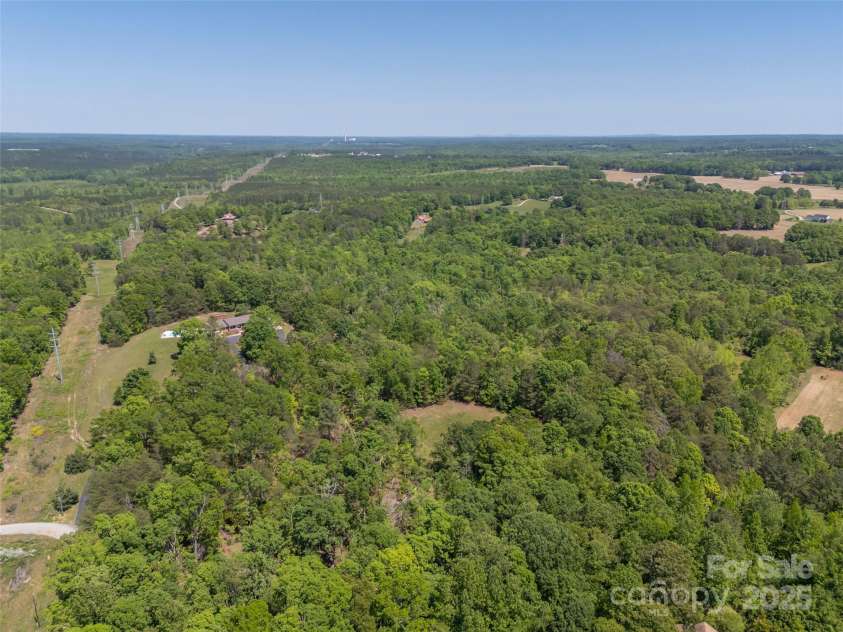 228 Oak Crest Drive, Rutherfordton, NC 28139.  MLS# CAR4254137, YatesRealty ID 15361. 