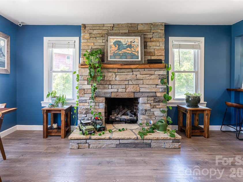 86 Rolling Hills Road, Canton, NC 28716.  MLS# CAR4360486, YatesRealty ID 15361. 