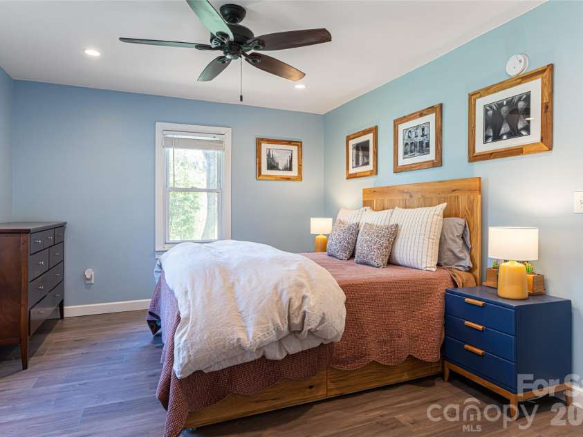 86 Rolling Hills Road, Canton, NC 28716.  MLS# CAR4360486, YatesRealty ID 15361. 