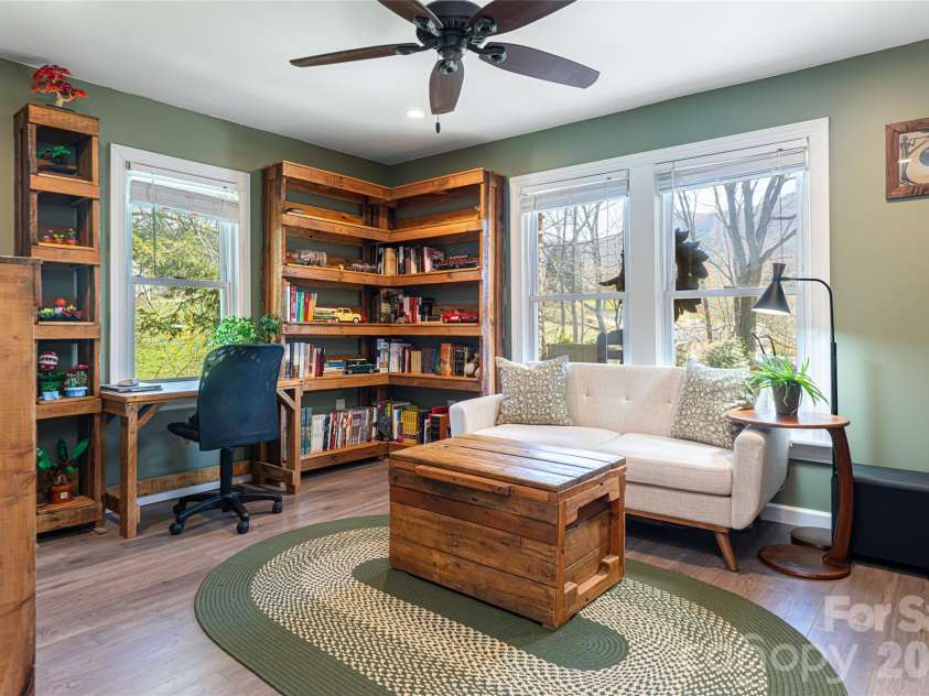 86 Rolling Hills Road, Canton, NC 28716.  MLS# CAR4360486, YatesRealty ID 15361. 