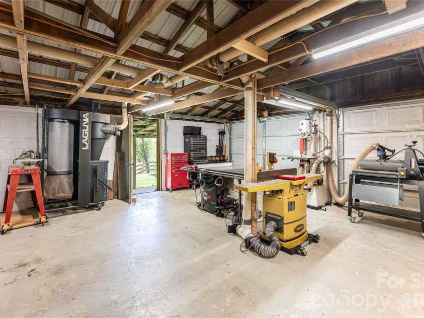86 Rolling Hills Road, Canton, NC 28716.  MLS# CAR4360486, YatesRealty ID 15361. 