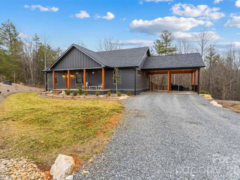 50 Kennedy Drive, Marion, NC 28752.  MLS# CAR4355140, YatesRealty ID 15363. 