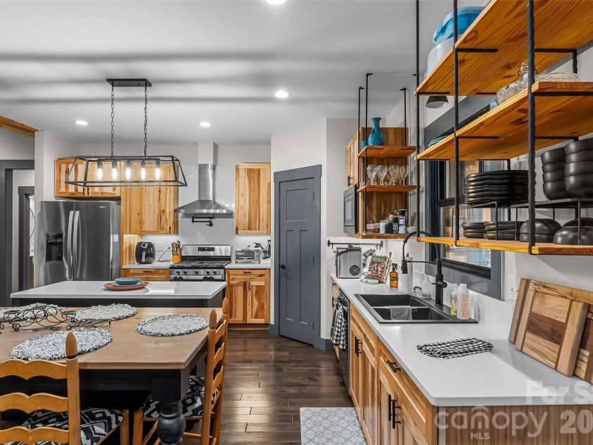50 Kennedy Drive, Marion, NC 28752.  MLS# CAR4355140, YatesRealty ID 15363. 