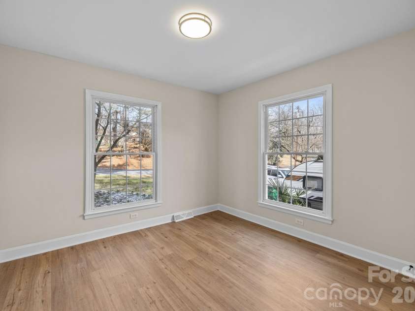 7101 Woodstock Drive, Charlotte, NC 28210.  MLS# CAR4342371, YatesRealty ID 15364. Bedroom 3