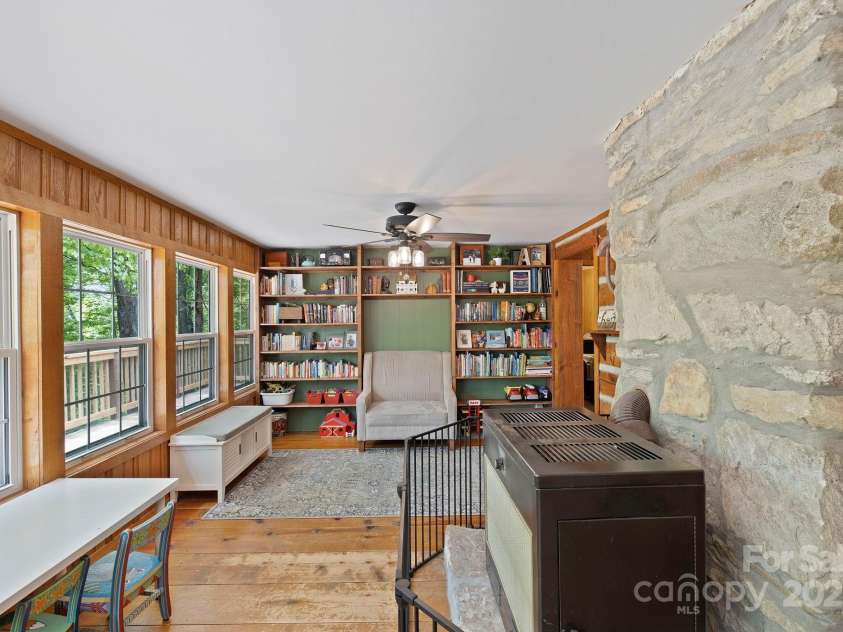 909 Pearson Falls Road, Saluda, NC 28773.  MLS# CAR4256456, YatesRealty ID 15364. 