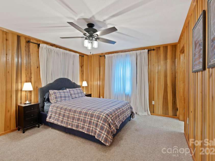 909 Pearson Falls Road, Saluda, NC 28773.  MLS# CAR4256456, YatesRealty ID 15364. 