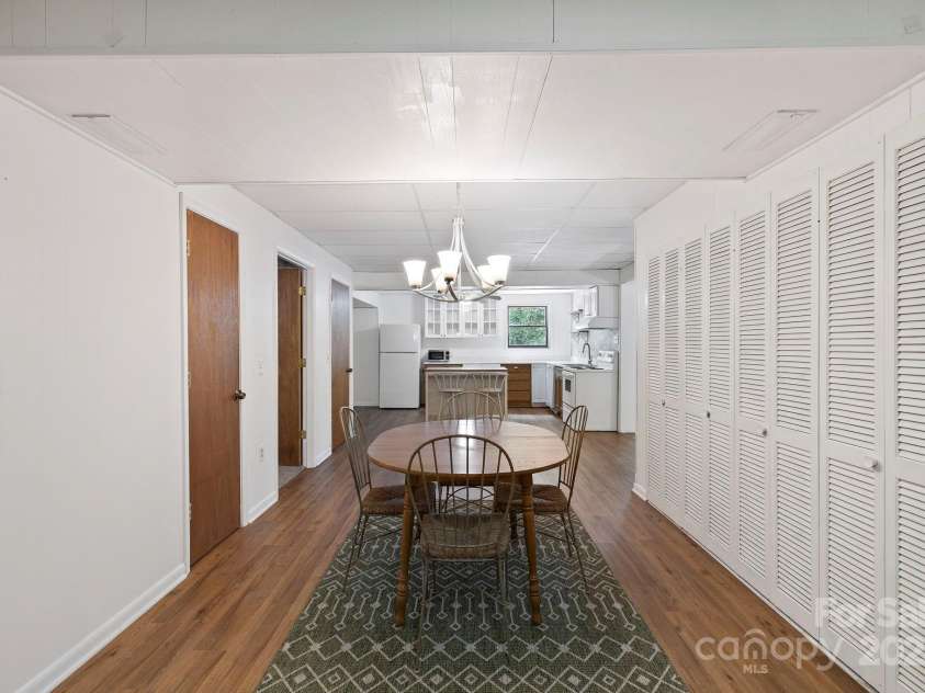 909 Pearson Falls Road, Saluda, NC 28773.  MLS# CAR4256456, YatesRealty ID 15364. 