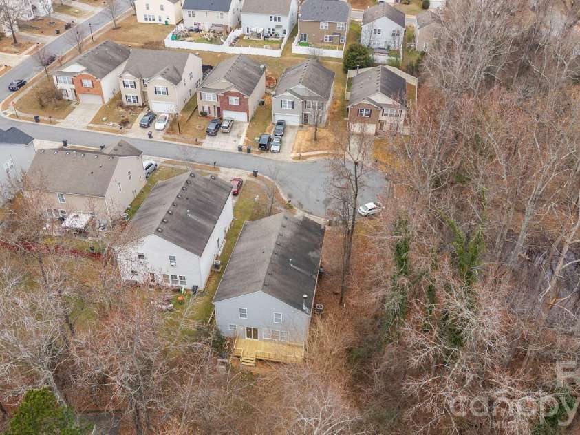 8618 Herons Pond Court, Charlotte, NC 28215.  MLS# CAR4333206, YatesRealty ID 15366. 