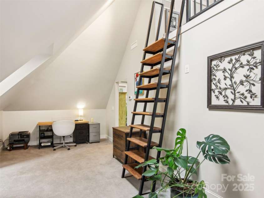 19 Neely Road, Brevard, NC 28712.  MLS# CAR4258242, YatesRealty ID 15368. 