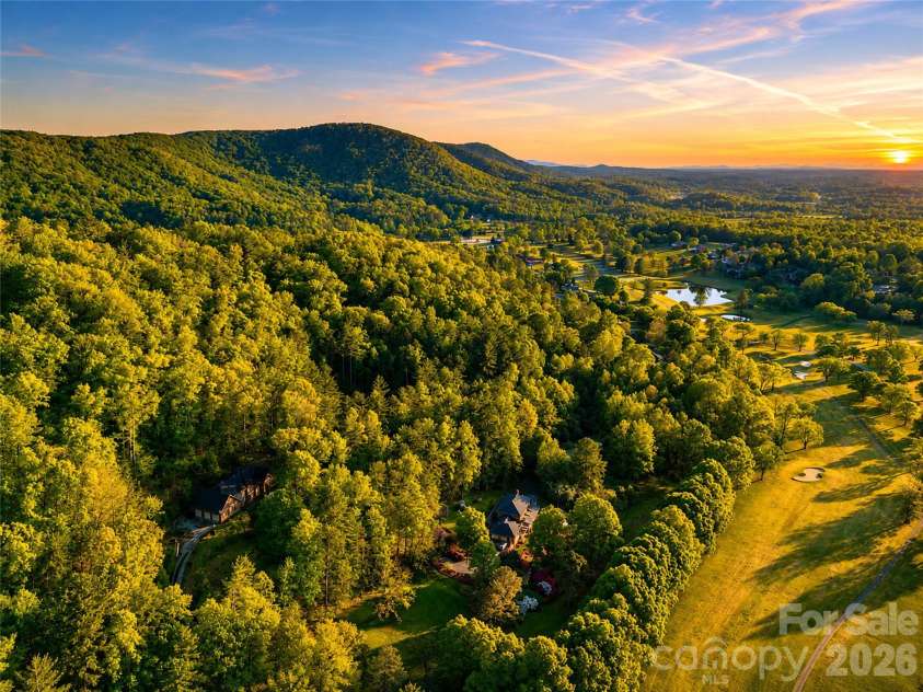 2983 Rockwood Drive, Lenoir, NC 28645.  MLS# CAR4391095, YatesRealty ID 15369. 