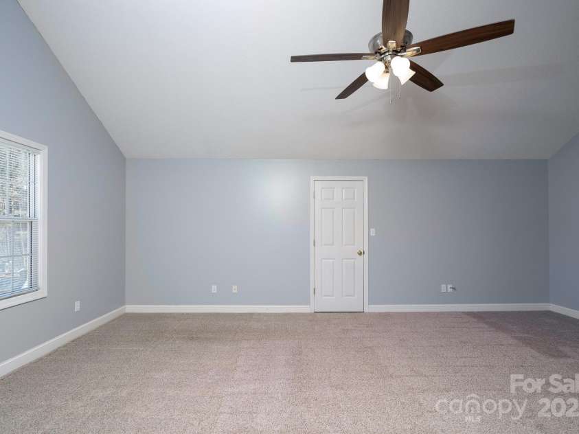 280 Bonaventure Drive, Salisbury, NC 28147.  MLS# CAR4230646, YatesRealty ID 1537. 