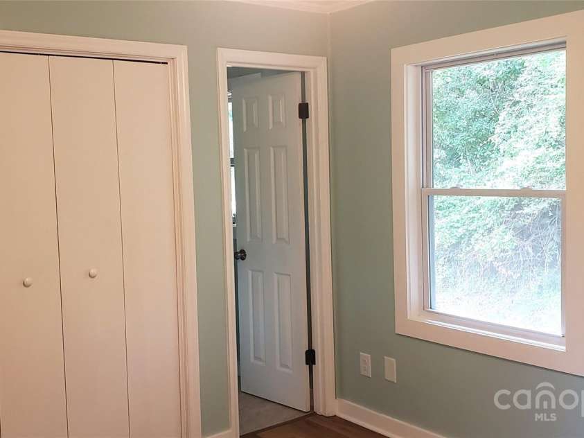 4755 US 23 Highway, Mars Hill, NC 28754.  MLS# CAR4285920, YatesRealty ID 1537. Primary bedroom