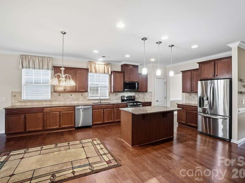 14413 Old Dobbin Drive, Huntersville, NC 28078.  MLS# CAR4351633, YatesRealty ID 15375. 