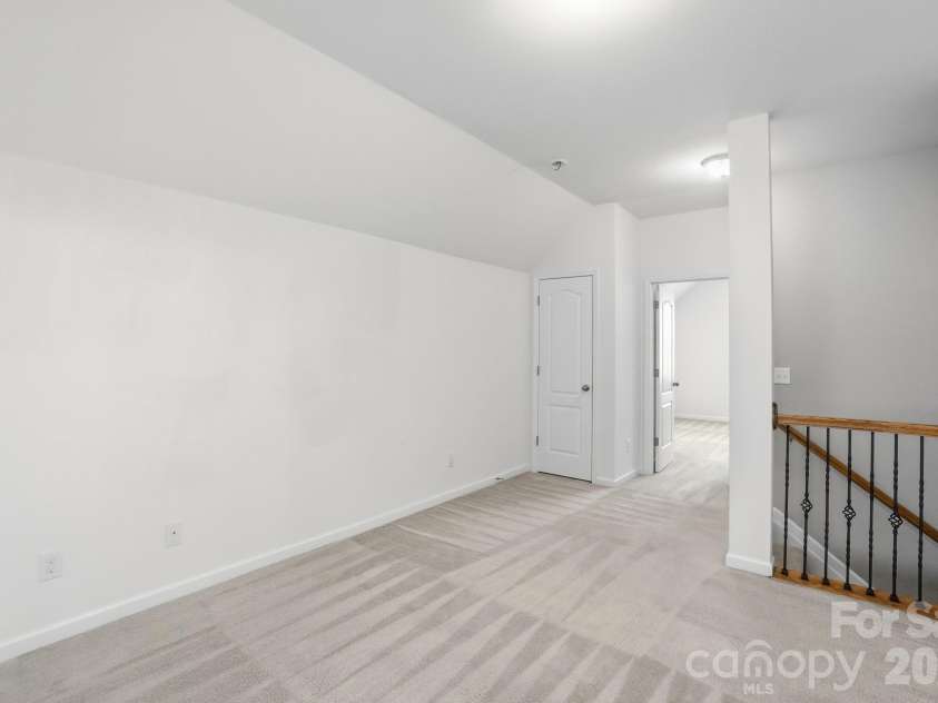 14413 Old Dobbin Drive, Huntersville, NC 28078.  MLS# CAR4351633, YatesRealty ID 15375. 