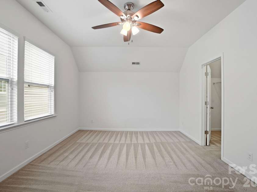 14413 Old Dobbin Drive, Huntersville, NC 28078.  MLS# CAR4351633, YatesRealty ID 15375. 