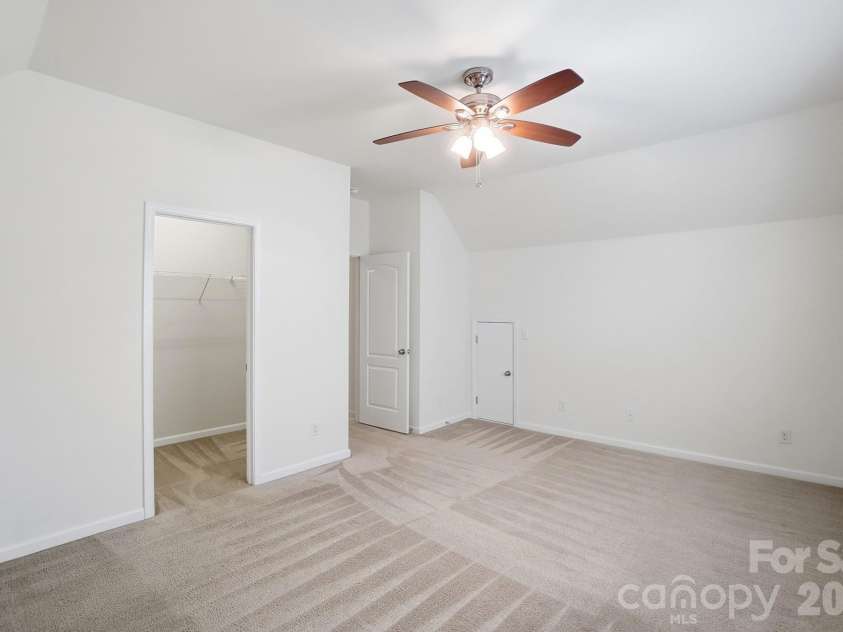 14413 Old Dobbin Drive, Huntersville, NC 28078.  MLS# CAR4351633, YatesRealty ID 15375. 