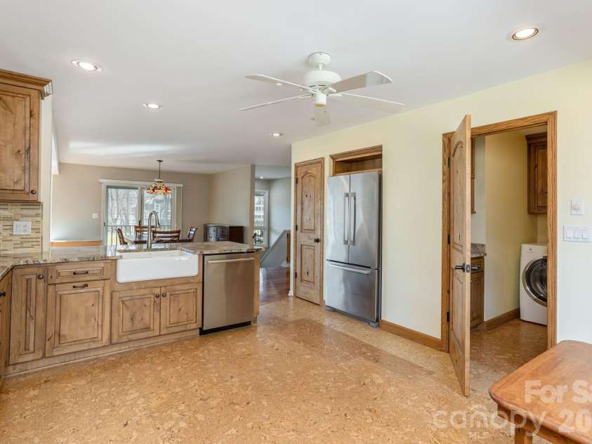 132 Broadmoor Drive, Flat Rock, NC 28731.  MLS# CAR4350035, YatesRealty ID 15377. 