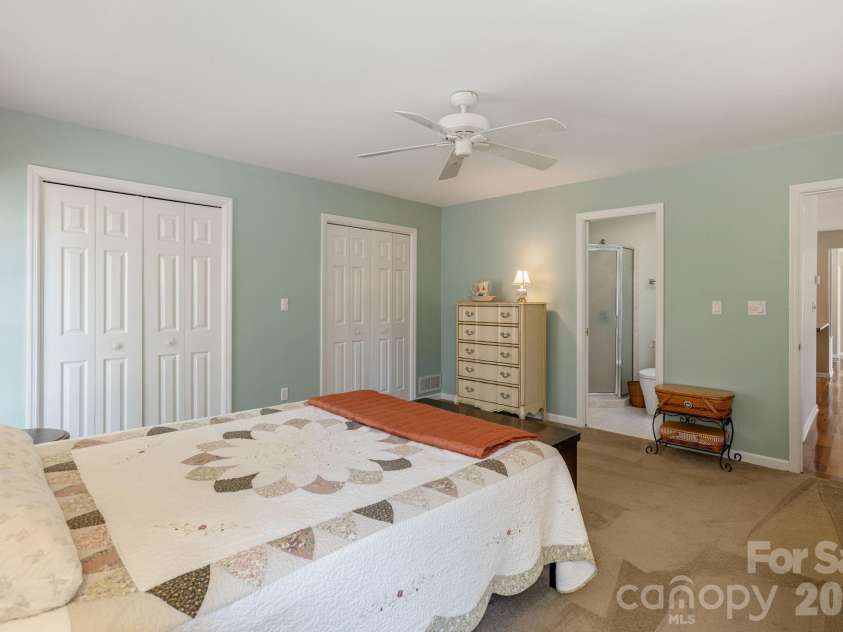 132 Broadmoor Drive, Flat Rock, NC 28731.  MLS# CAR4350035, YatesRealty ID 15377. 