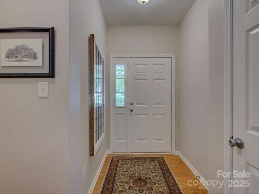 433 Linsbury Court, Gastonia, NC 28056.  MLS# CAR4253284, YatesRealty ID 15378. 