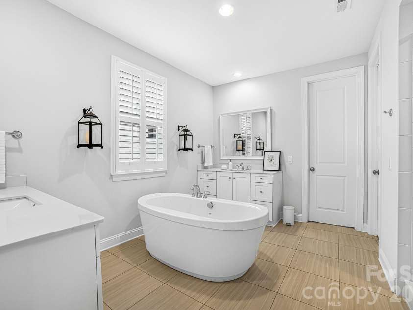 9210 Robbins Preserve Road, Cornelius, NC 28031.  MLS# CAR4357194, YatesRealty ID 15379. 