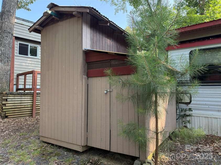 160/162 Arrowood Trail, Mount Gilead, NC 27306.  MLS# CAR4268325, YatesRealty ID 1538. 