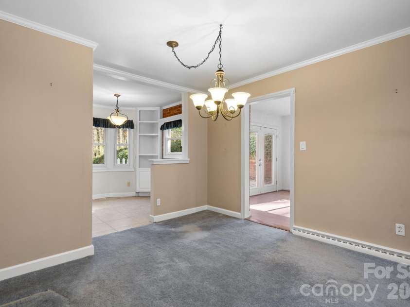 142 Pearson Drive, Morganton, NC 28655.  MLS# CAR4350463, YatesRealty ID 15380. 