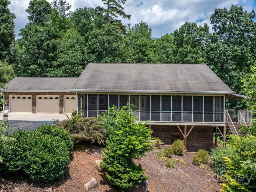 2066 Waterford Way, Morganton, NC 28655.  MLS# CAR4280791, YatesRealty ID 15380. 