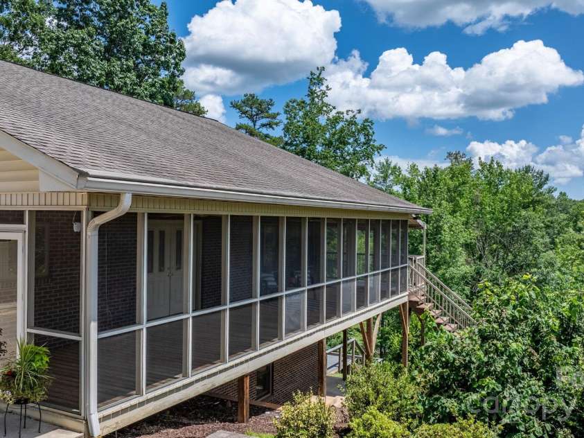 2066 Waterford Way, Morganton, NC 28655.  MLS# CAR4280791, YatesRealty ID 15380. 