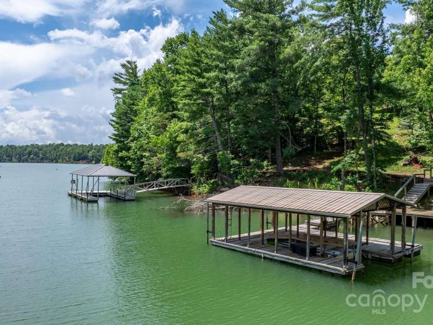 2066 Waterford Way, Morganton, NC 28655.  MLS# CAR4280791, YatesRealty ID 15380. 