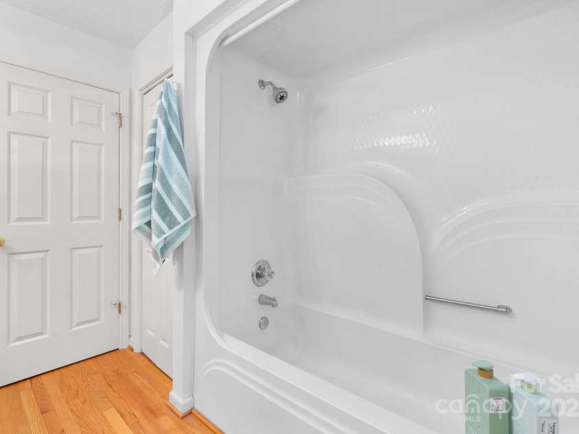 2066 Waterford Way, Morganton, NC 28655.  MLS# CAR4280791, YatesRealty ID 15380. 