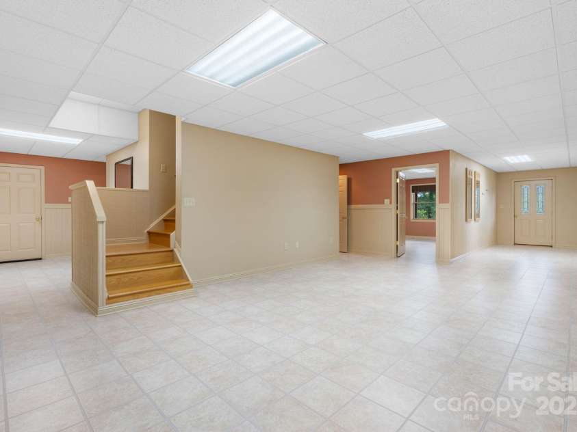 2066 Waterford Way, Morganton, NC 28655.  MLS# CAR4280791, YatesRealty ID 15380. 