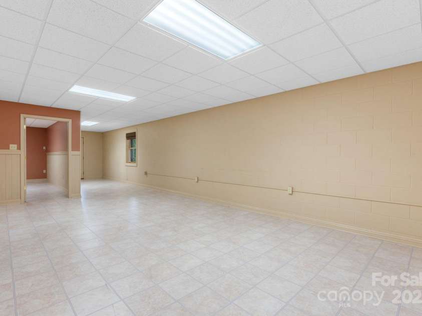 2066 Waterford Way, Morganton, NC 28655.  MLS# CAR4280791, YatesRealty ID 15380. 