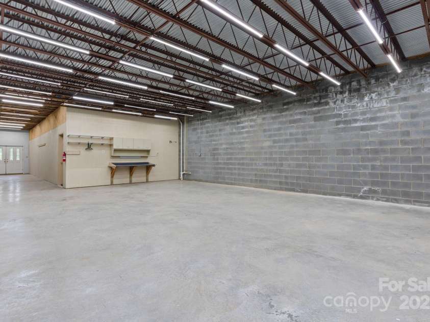 2066 Waterford Way, Morganton, NC 28655.  MLS# CAR4280791, YatesRealty ID 15380. 