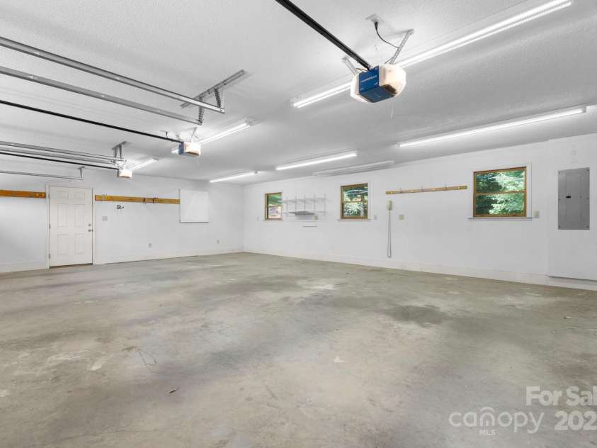 2066 Waterford Way, Morganton, NC 28655.  MLS# CAR4280791, YatesRealty ID 15380. 