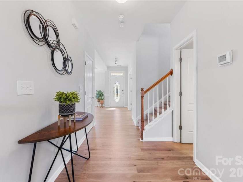 13915 Holly Stream Drive, Huntersville, NC 28078.  MLS# CAR4358247, YatesRealty ID 15381. 