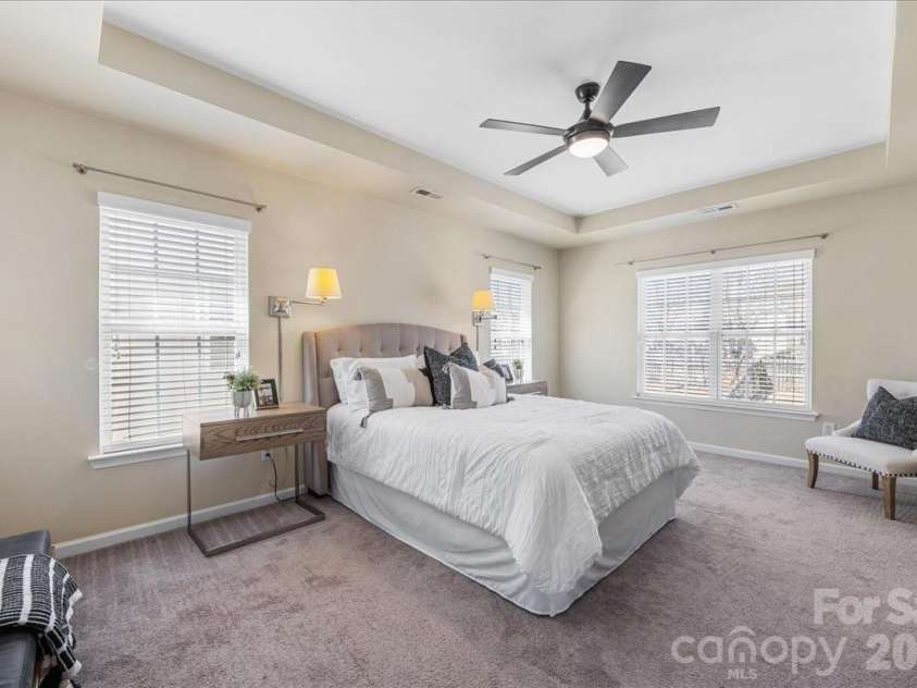 13915 Holly Stream Drive, Huntersville, NC 28078.  MLS# CAR4358247, YatesRealty ID 15381. 