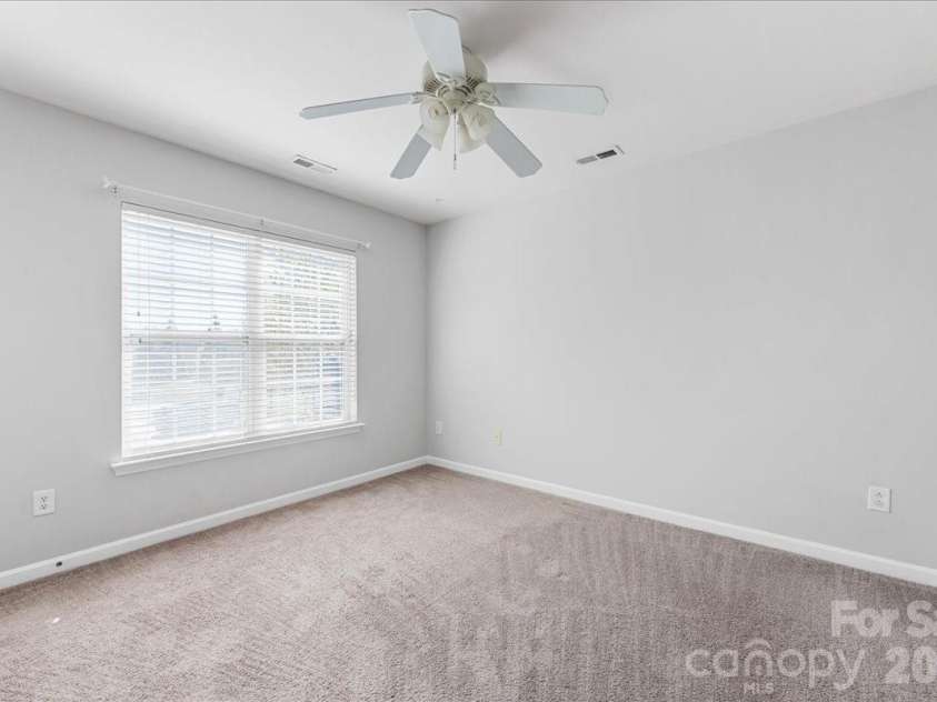 13915 Holly Stream Drive, Huntersville, NC 28078.  MLS# CAR4358247, YatesRealty ID 15381. 