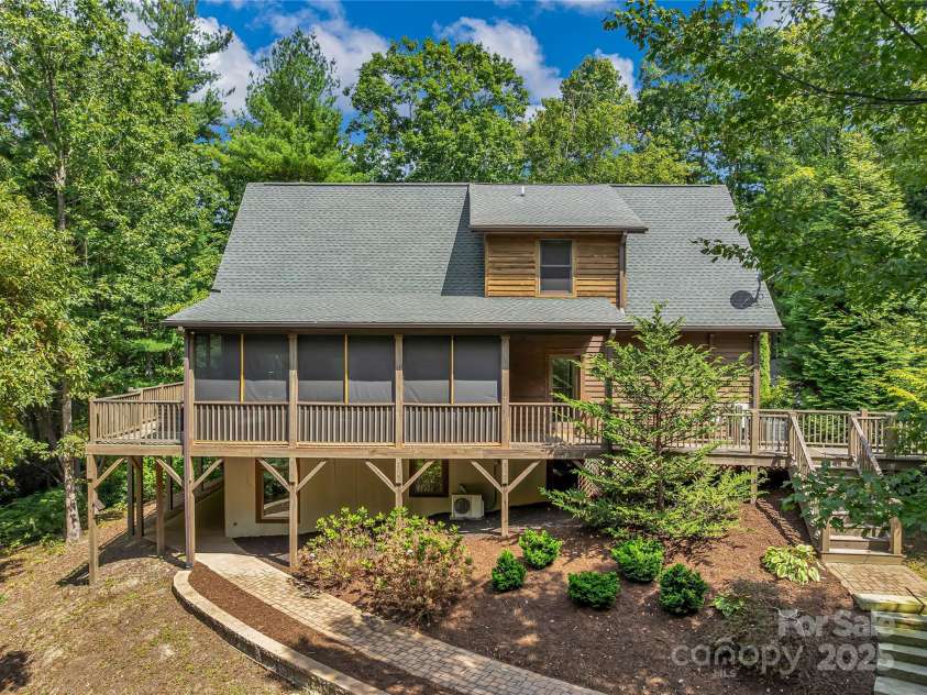 224 Corsica Lane, Saluda, NC 28773.  MLS# CAR4294125, YatesRealty ID 15383. Enjoy the beauty and privacy of 224 Corsica Lane!