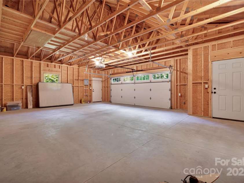 224 Corsica Lane, Saluda, NC 28773.  MLS# CAR4294125, YatesRealty ID 15383. Inside of garage