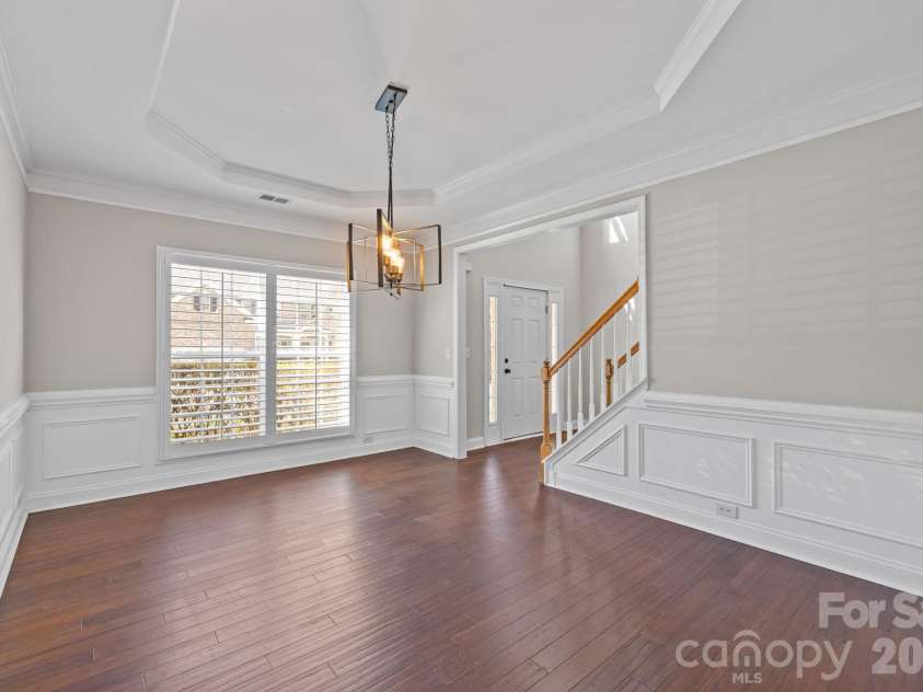 6226 Hermsley Road, Charlotte, NC 28278.  MLS# CAR4347023, YatesRealty ID 15383. 