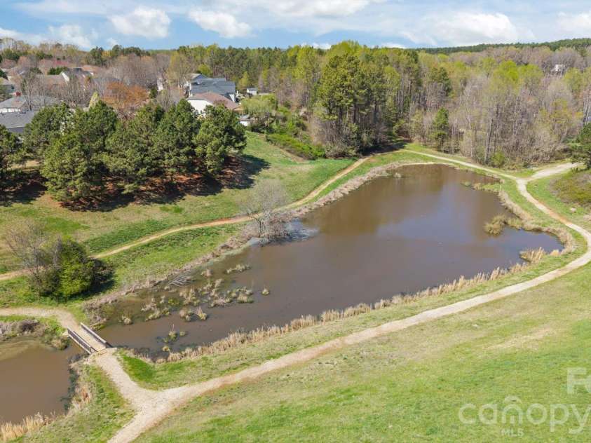 6226 Hermsley Road, Charlotte, NC 28278.  MLS# CAR4347023, YatesRealty ID 15383. 